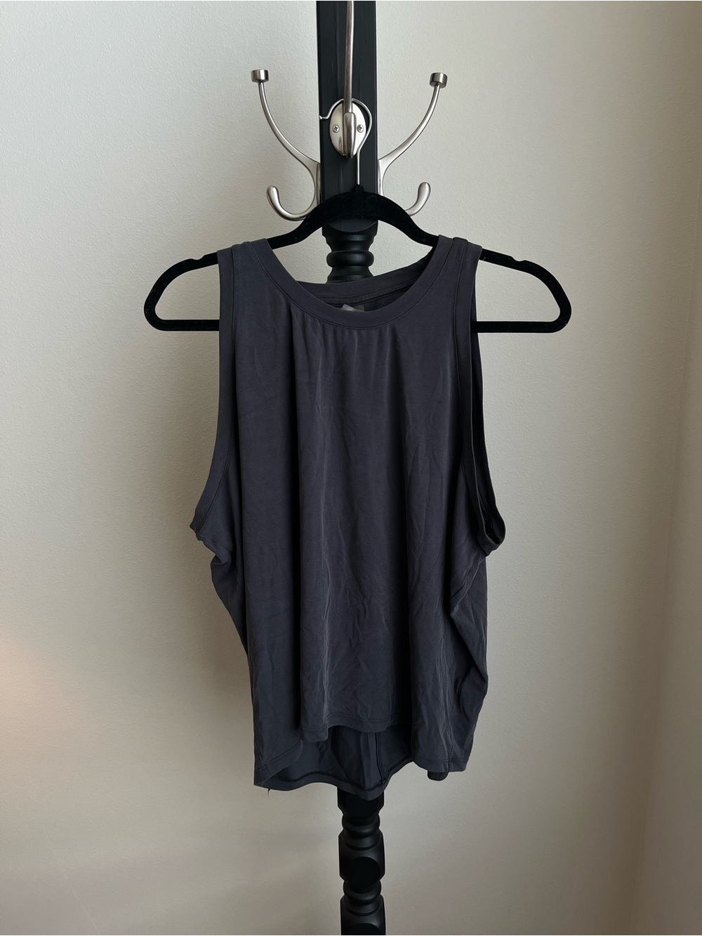 Women's Sleeveless Athletic Tank Top - Charcoal